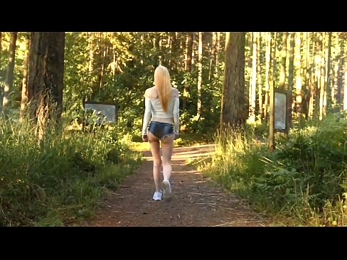 ❤️ O femeie frumoasă se mișcă încet, nu video nud ☑ at us ro.tube-sexer.ru ❌